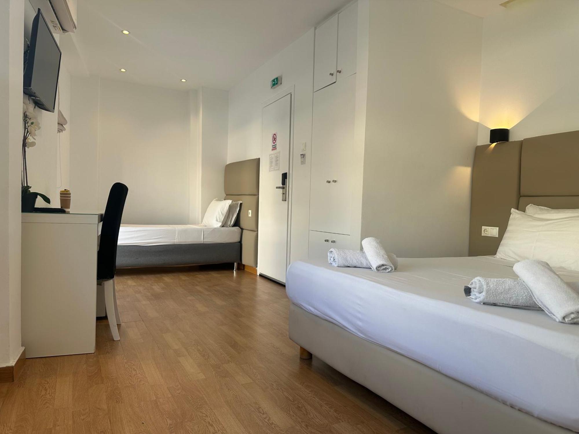 Hotel_tier * Atenas